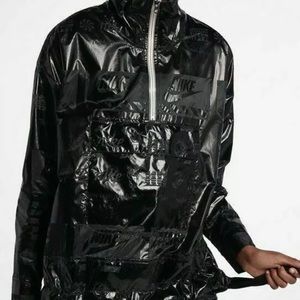 Nike WMNS Metallic Foil Jacket Sz XS NWT